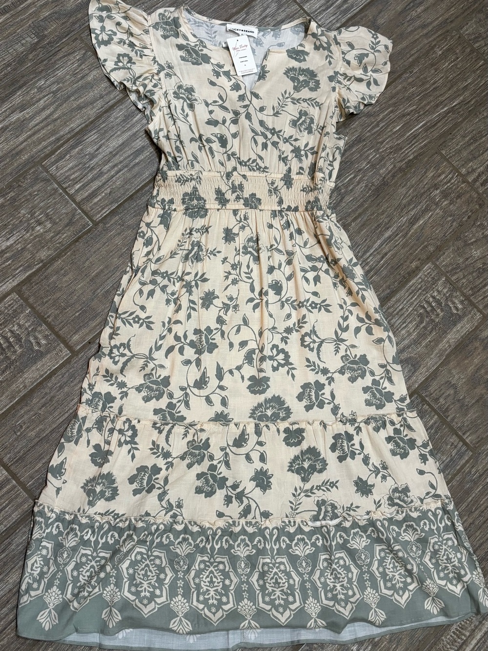 Lucky Brand Cream Maxi Dress with Sage Floral Print Petite L NWT